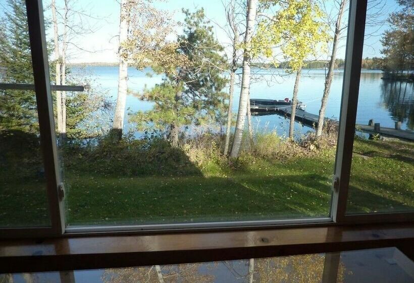 小室, Moose Track Adventures Resort