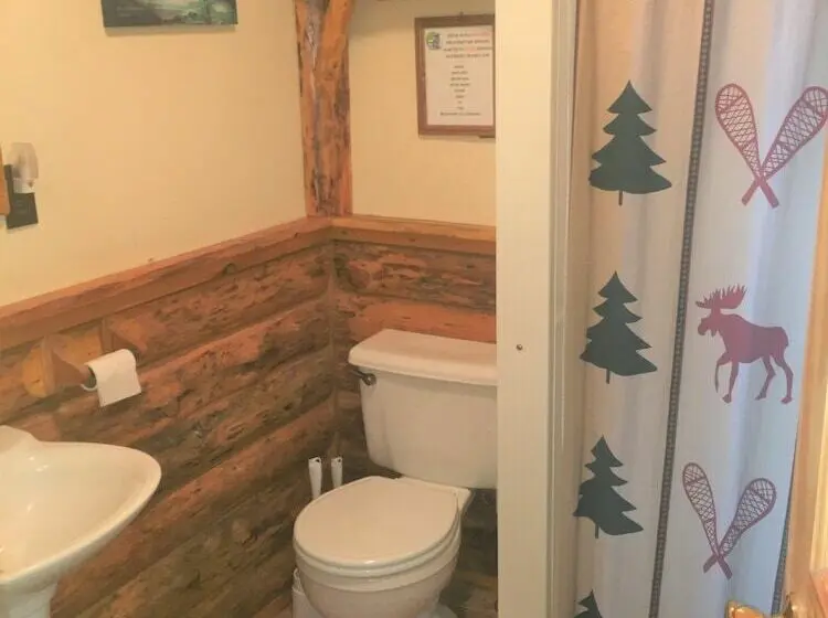 キャビン, Moose Track Adventures Resort