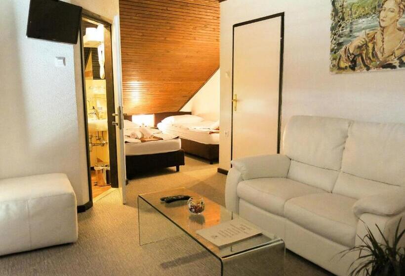 4인용 스탠다드 룸, Villa Mukinja