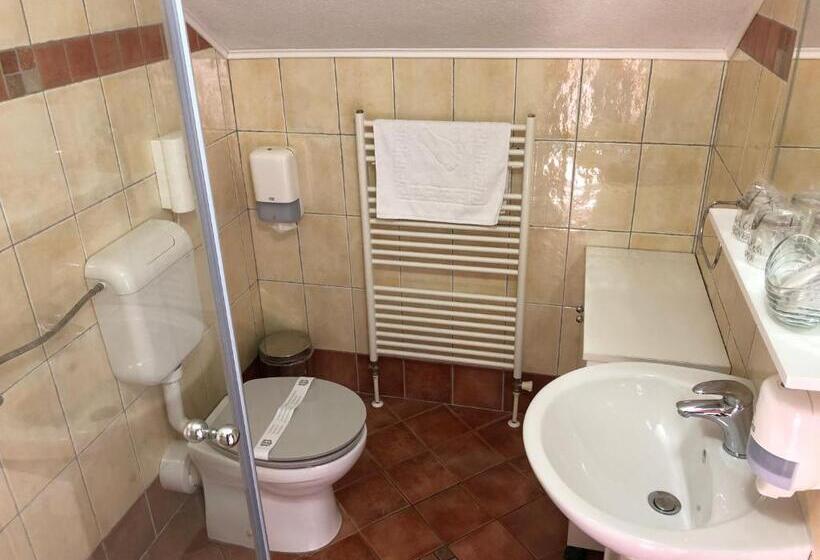 اتاق استاندارد چهار تخته, Villa Mukinja