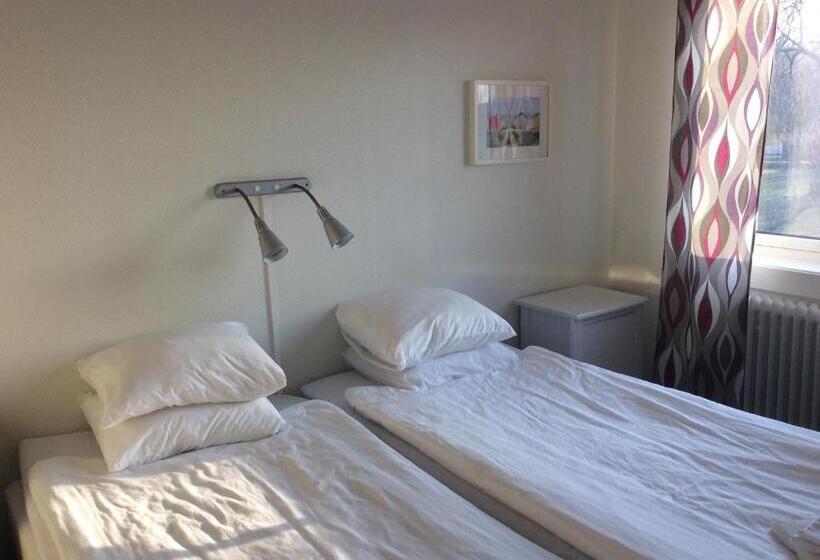 이코노미 룸 공용욕실, Gamla Bryggeriets B&b