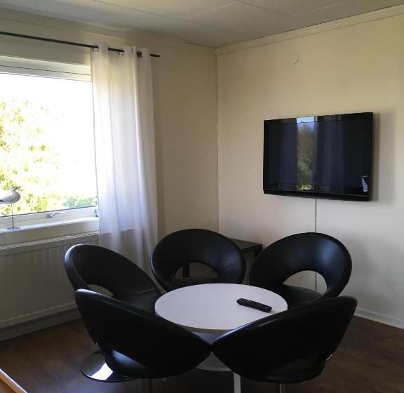 חדר מוזל מקלחת משותפת, Gamla Bryggeriets B&b