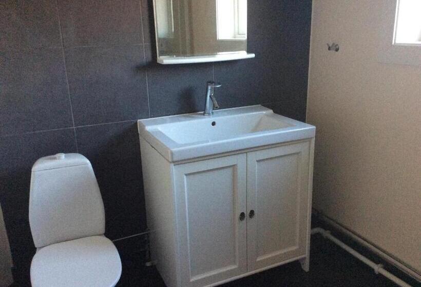 기본 룸 공용 욕실, Gamla Bryggeriets B&b