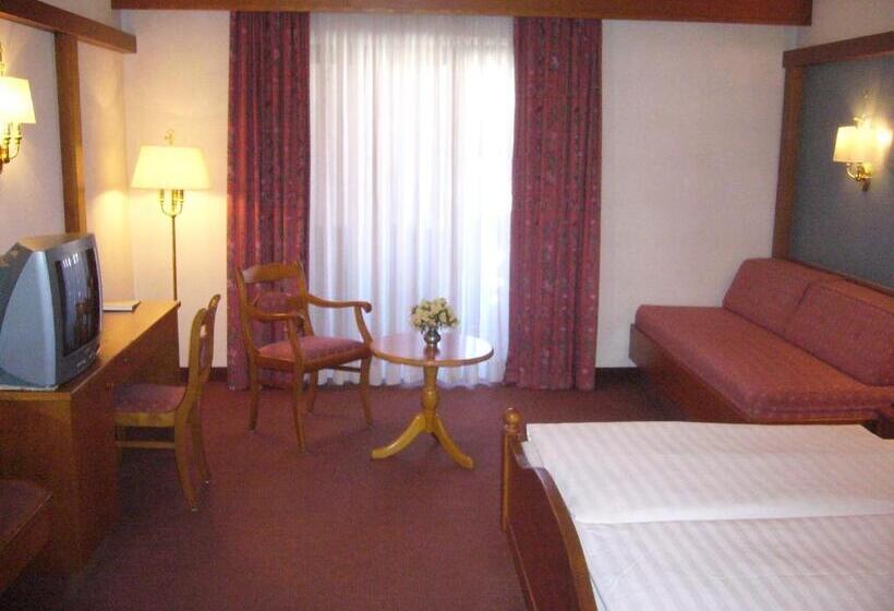 스탠다드 트리플 룸, Alpenhotel Pfaffenwinkel