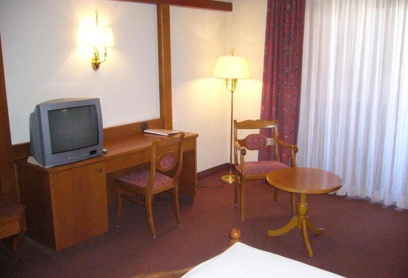 스탠다드 트리플 룸, Alpenhotel Pfaffenwinkel