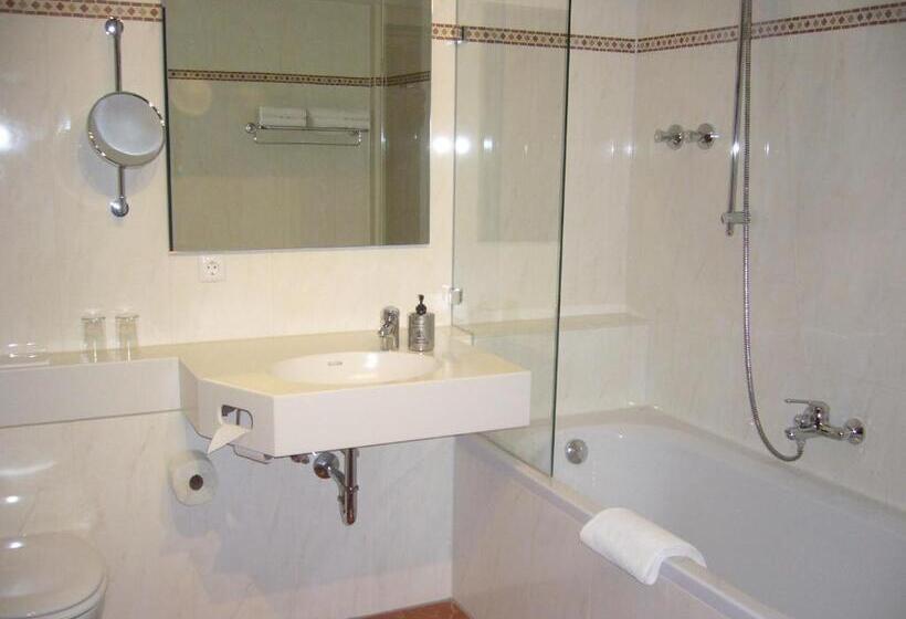 스탠다드 트리플 룸, Alpenhotel Pfaffenwinkel