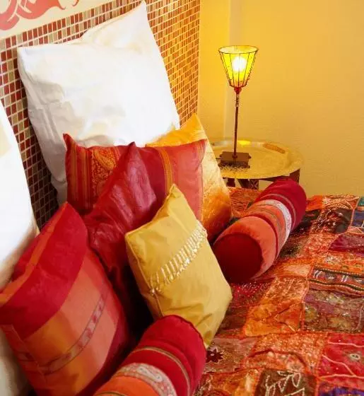 Comfort Yhden Hengen Huone, Sonnenhof