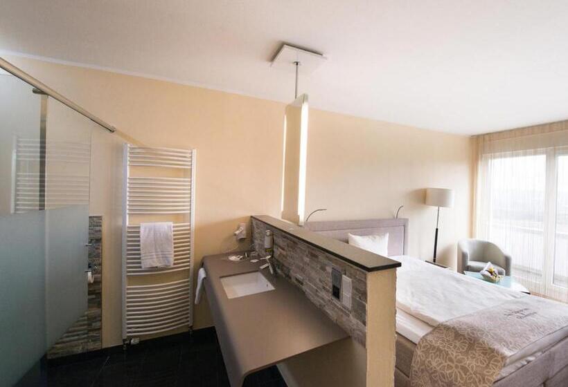 Quarto Superior Individual, Design Konferenzhotel & Restaurant Steinernes Schweinchen