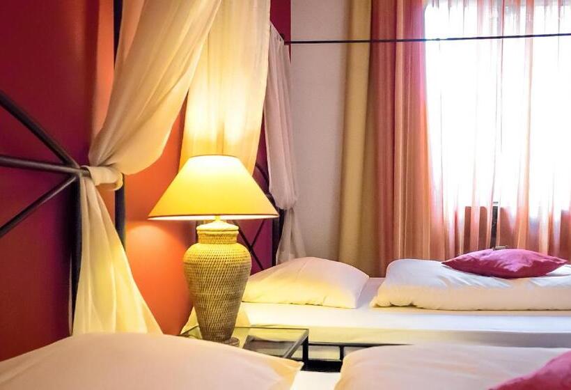 Номер Deluxe, 3 Konige