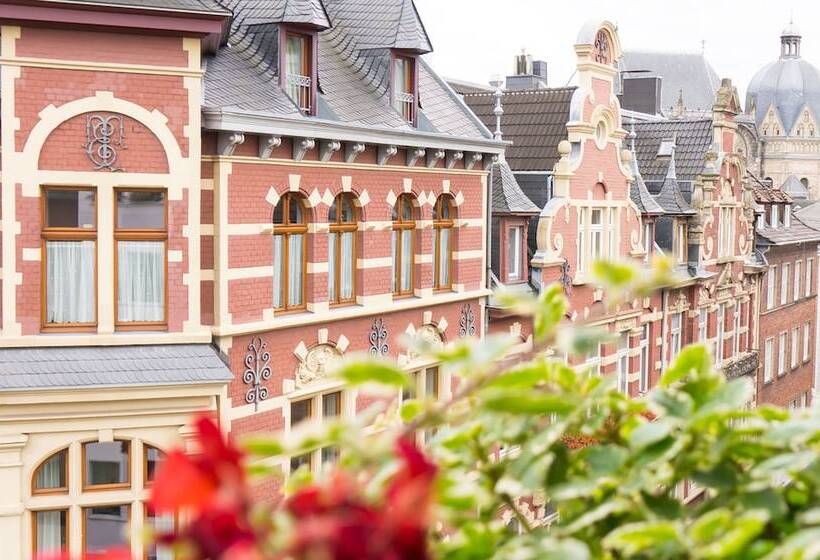 Номер бизнес-класса, 3 Konige