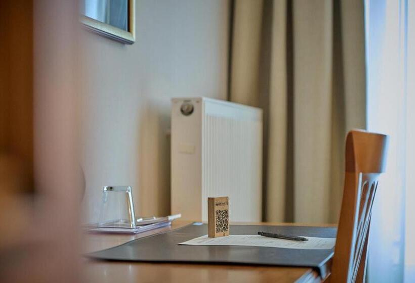 싱글 기본룸, Am See