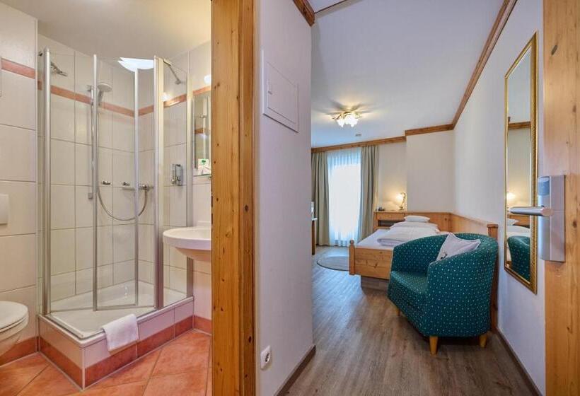 싱글 기본룸, Am See