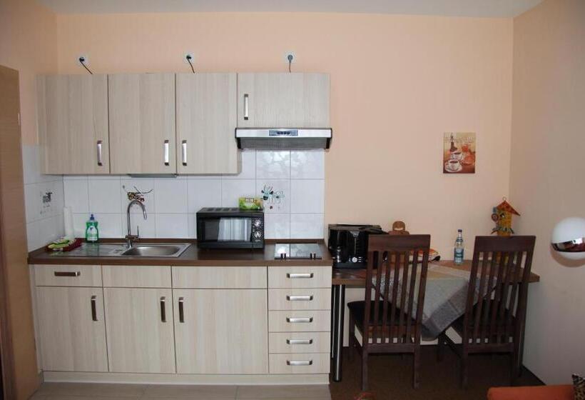 스탠다드 방갈로, Atrium Garni