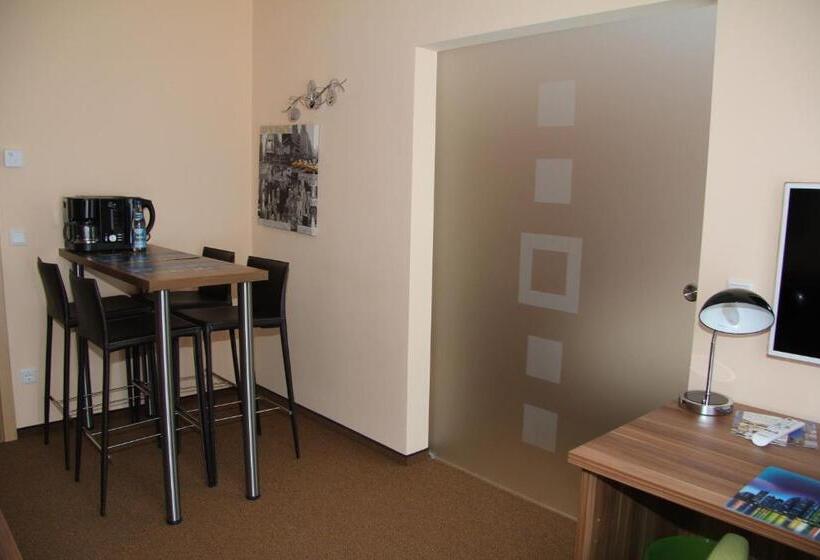 스탠다드 방갈로, Atrium Garni