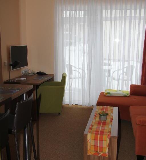 스탠다드 방갈로, Atrium Garni