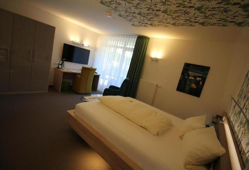 수피리어 싱글 룸, Atrium Garni