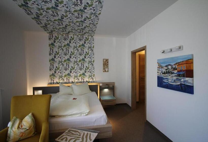 수피리어 싱글 룸, Atrium Garni