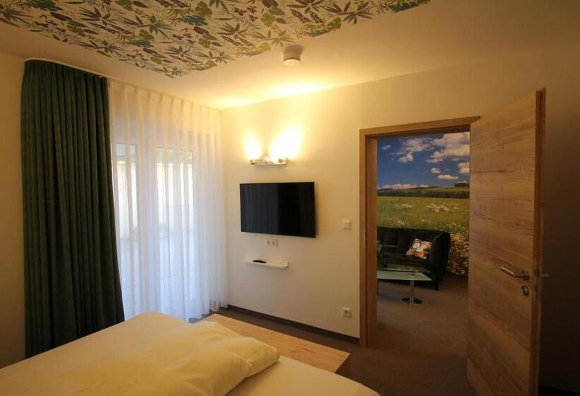 수피리어 룸, Atrium Garni