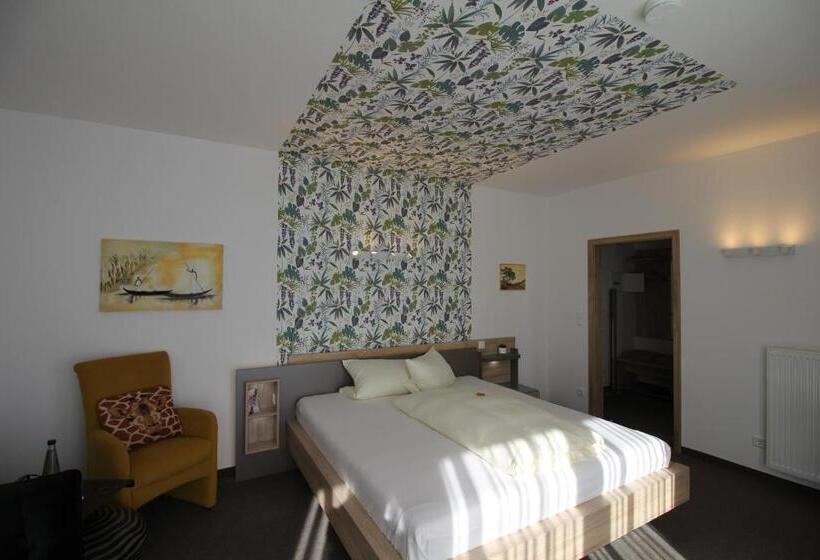 수피리어 룸, Atrium Garni