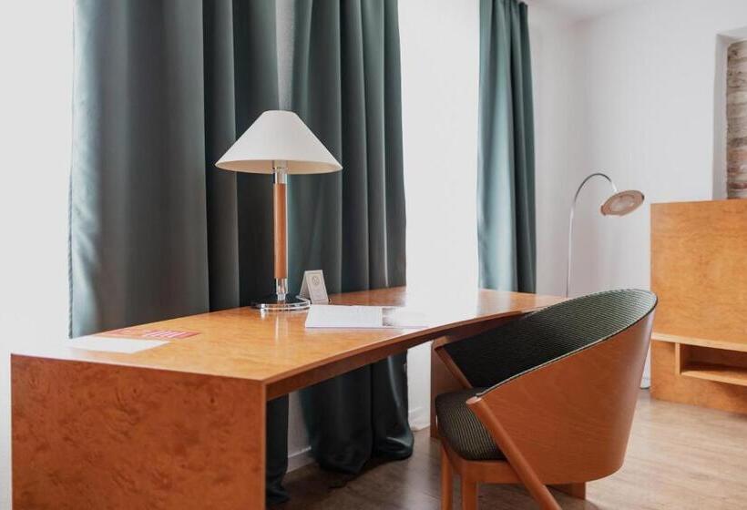 חדר סטנדרט, Cristallo