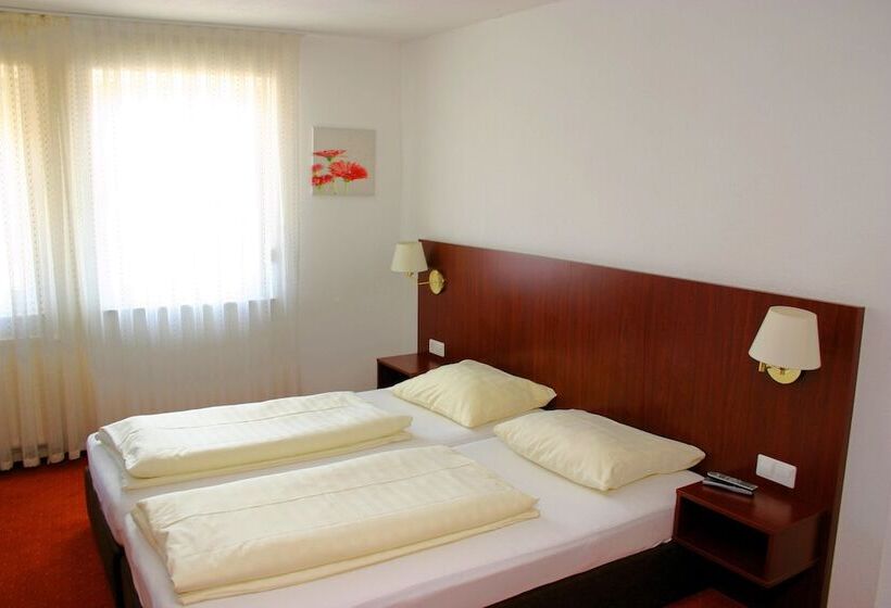 Номер Стандарт, Gasthaus Traube