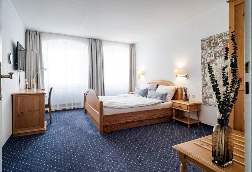 スタンダードルーム, Goldener Hirsch