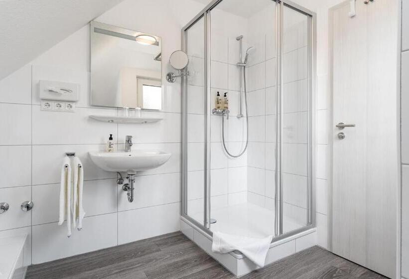 חדר סטנדרט, Grosse Klus