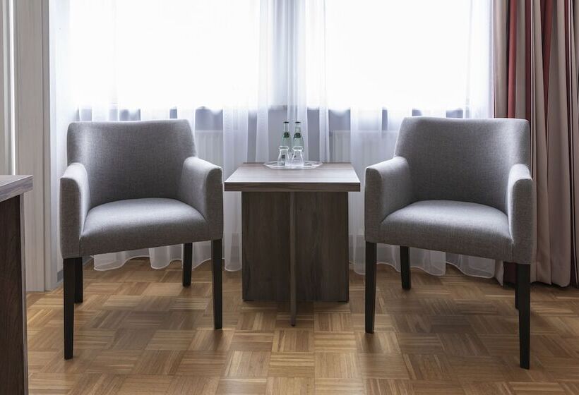 חדר קומפורט, Grosse Klus