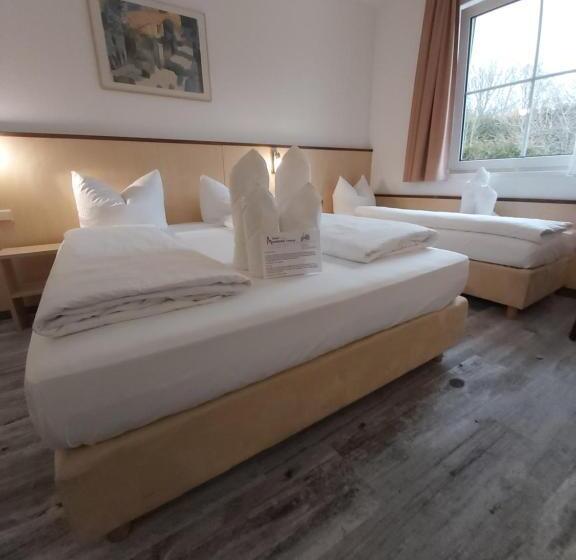 غرفة عائلية, Montana Limburg