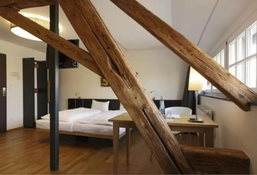 Standard Room, Ox