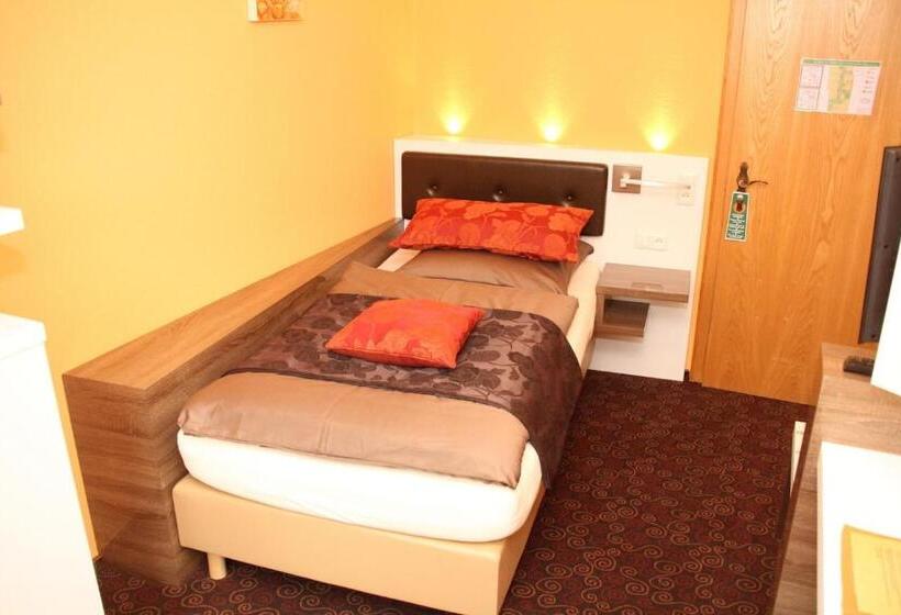 标准单人间, Restaurant Zum Schwanen