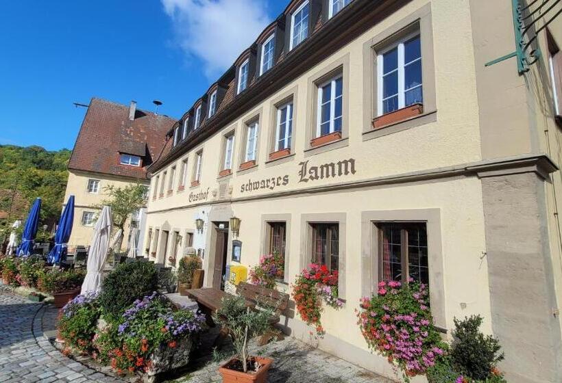 غرفة قياسية رباعية, Schwarzes Lamm