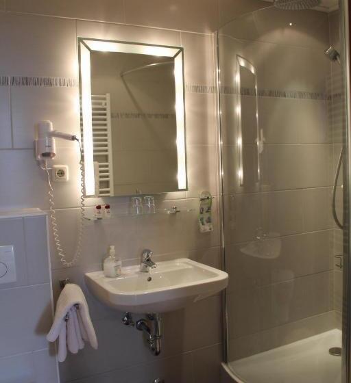 غرفة قياسية, Schwarzes Lamm