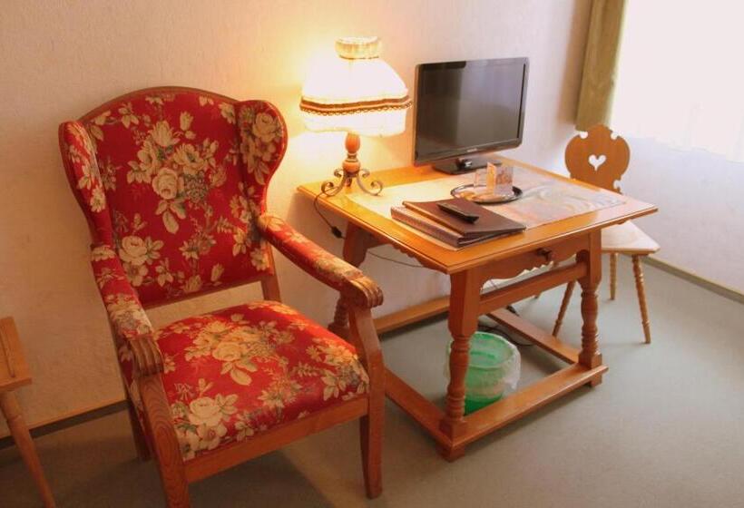 غرفة قياسية, Schwarzes Lamm