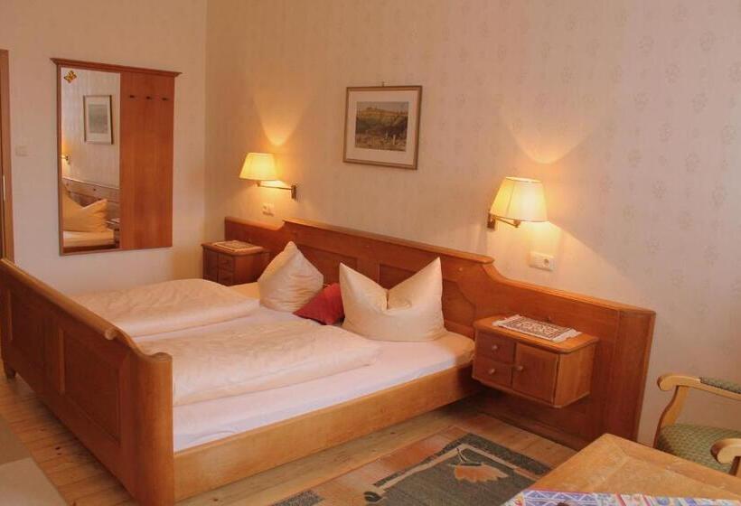 غرفة قياسية, Schwarzes Lamm