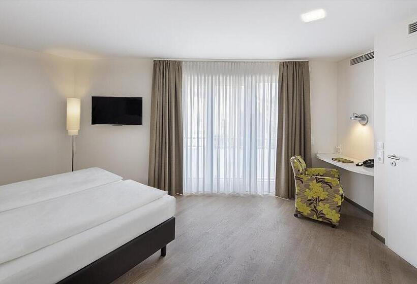 장애인용 주니어 스위트, Taome Feng Shui Stadthotel Breisgau