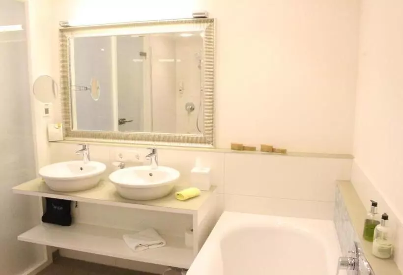 スイート, Taome Feng Shui Stadthotel Breisgau