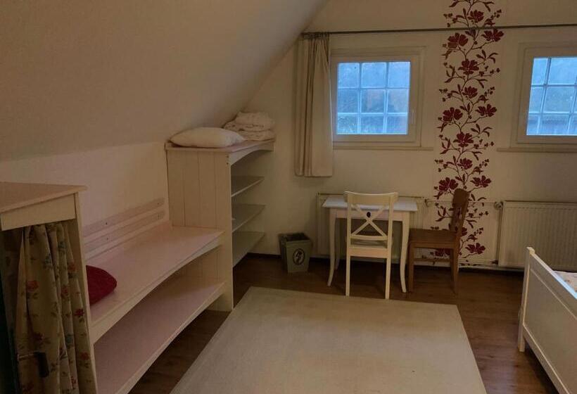 2间卧室的房子, Taubenhof   Gut Cadenberge