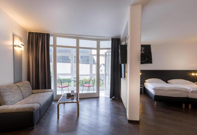 شقة غرفة واحدة, Turmhotel Rhein Main