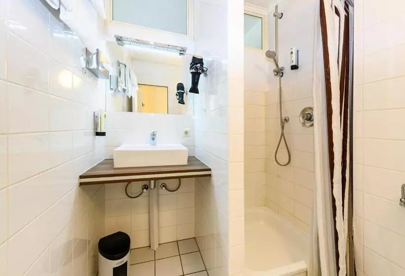１ベッドルームのスーペリアアパートメント, Turmhotel Rhein Main