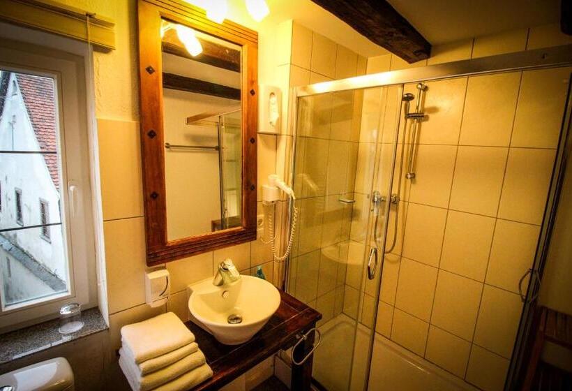 Номер Economy, Und Restaurant Zum Löwen