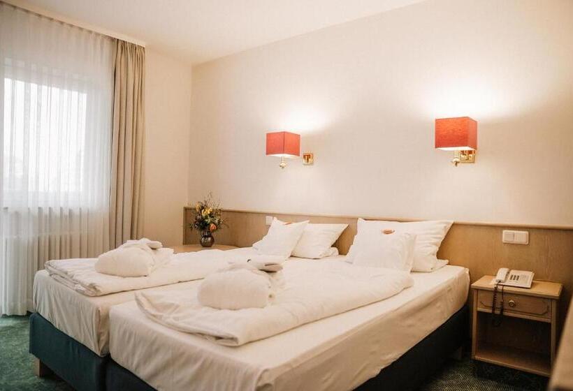 Номер Стандарт, Landhotel Waldhaus