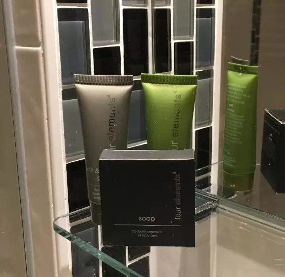 スーペリアシングルルーム, Parkhotel Leiser