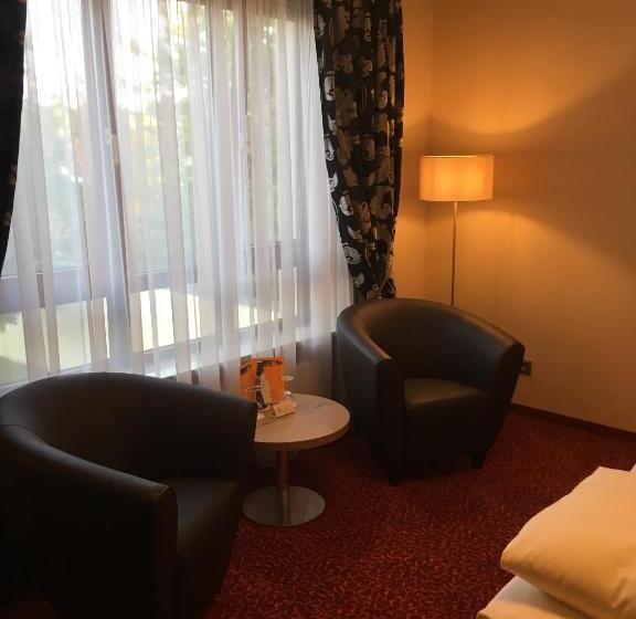 Номер Стандарт, Parkhotel Leiser