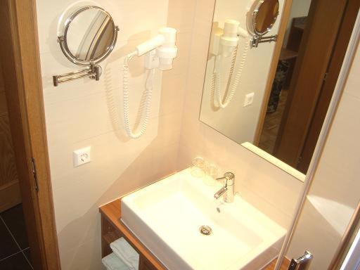 스탠다드 트리플 룸, Gasthof Stern