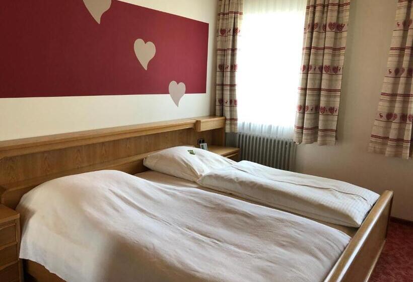 スタンダードルーム, Landgasthof Fischer Veri