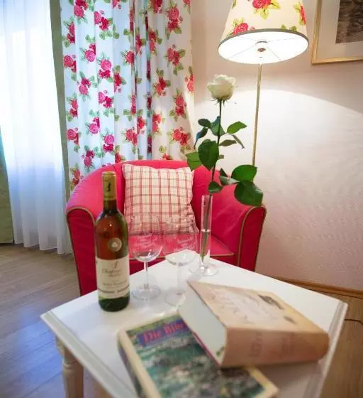 コンフォートルーム, Landhotel Restaurant Zur Krone