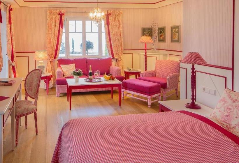 Люкс Вид на Сад, Landhotel Restaurant Zur Krone