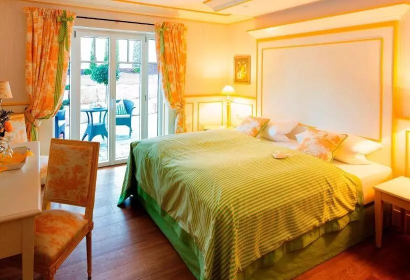 テラス付スーペリアルーム, Landhotel Restaurant Zur Krone