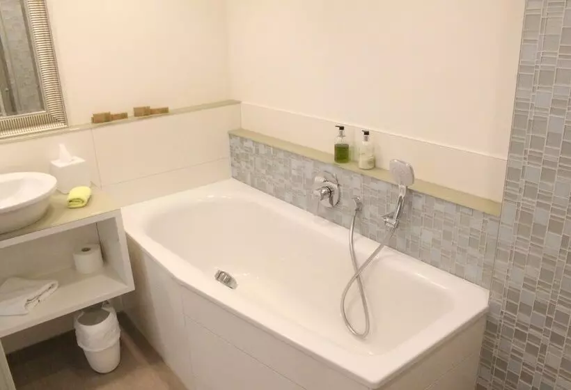 スイート, Taome Feng Shui Stadthotel Breisgau